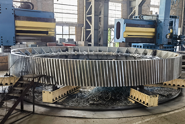 鑄鋼件加工廠家是怎么對(duì)鑄鋼件-大齒輪中的清理與防銹處理呢？