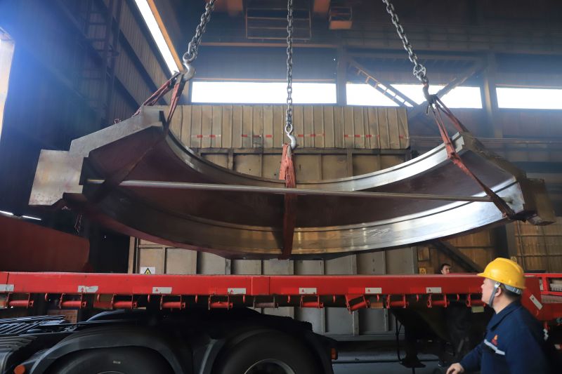 如何選擇合適的隔板套材料以適應(yīng)不同的環(huán)境條件？