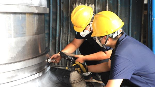 大型鑄鋼廠超聲波探傷現(xiàn)場(chǎng)情況如何？