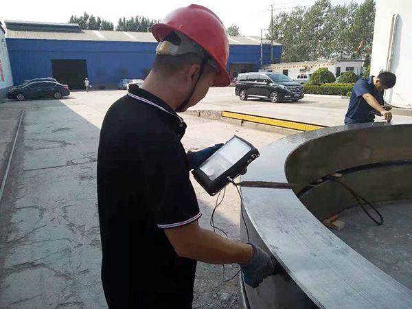 面對(duì)大型鑄鋼件的裂紋，廠家該怎么阻止其產(chǎn)生