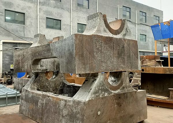 知識篇：大型鑄鋼件廠家對大型鑄鋼件的鑄造廢砂處理辦法是？